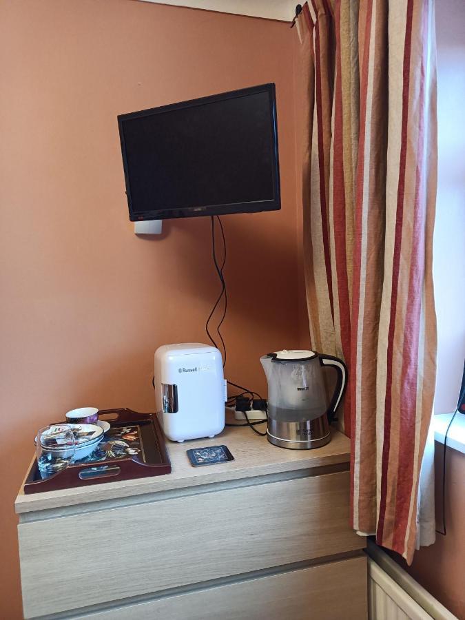 Hotel 5 Ravenhurst Drive Walsall Buitenkant foto